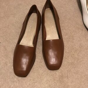 Worthington Tan Leather Flats